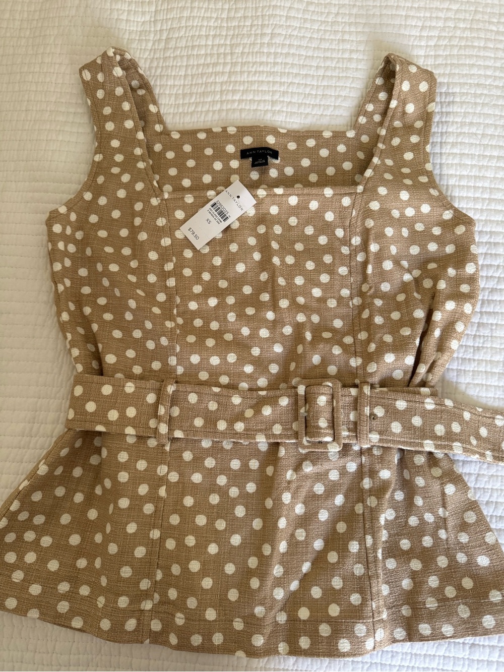 NWT Ann Taylor Beige Polka Dot Peplum Top - XS - Picture 5 of 9